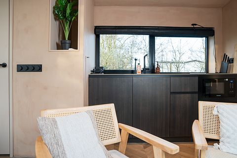 Attractive wooden cabin with terrace - 4
