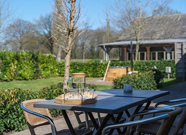 Luxury group accommodation with sauna and hot tub - 30