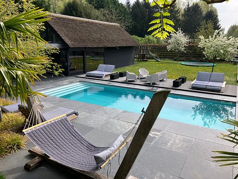 Hébergement familial de luxe avec piscine - 4