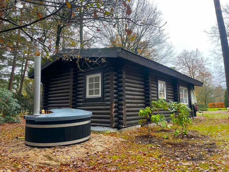 Gîte romantique en bois pour 2 personnes - 1