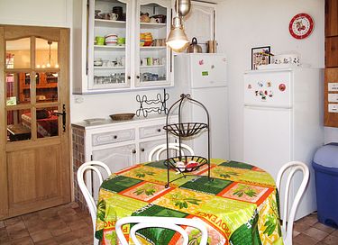 Vakantiehuis met tuin en zwembad - 17