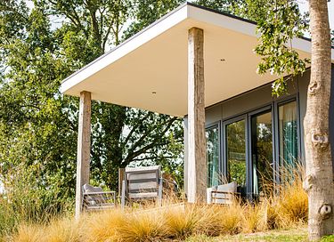 Pavillon pour 4 personnes au bord d'un lac récréatif - 5
