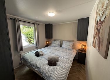 Chalet en pleine nature avec jacuzzi extérieur - 11