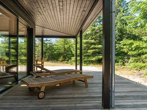Luxe vakantiehuis met buitendouche - 3