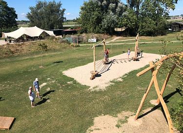 Grote safaritent op avontuurlijke camping - 23