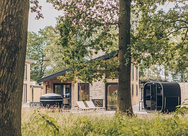 Logement de vacances à l'orée de la forêt avec espace bien-être - 2