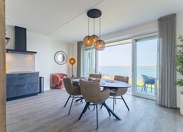 Wohnung mit Terrasse am Wasser - 7
