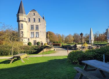 Coach house at the most beautiful castle in Limburg - 21