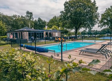 Knus huisje voor 4 personen op groen park - 13