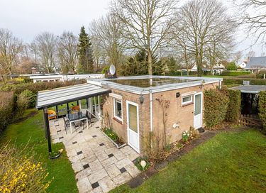 Vacation home near a large lake in Zeeland - 24