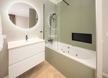 Chalet chaleureux avec jacuzzi - 10