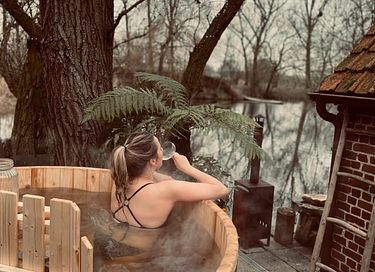 Cottage mit Whirlpool direkt am Teich - 6