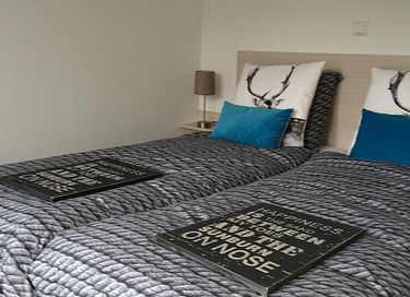 Luxe vakantiewoning bij een natuurplas - 6