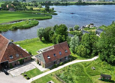 Geweldige groepsaccommodatie bij het water   - 32
