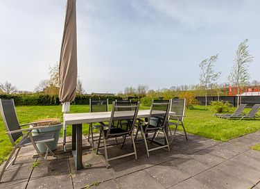 family villa with large garden near the sea - 4