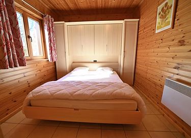 Chalet in het bos met sauna - 11