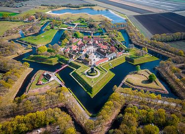 Waterfront home in the northern Netherlands - 15
