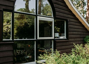 Romantic cottage in the forest with fireplace - 9