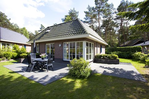 Logement de vacances avec grand jardin arboré - 2