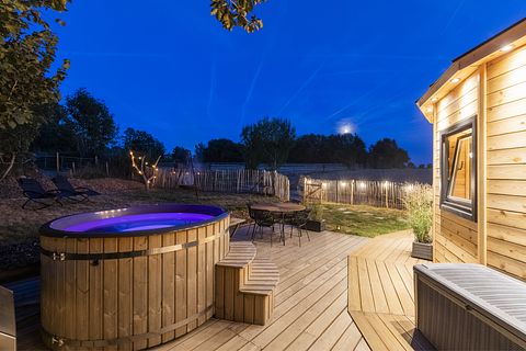 Modern yurt with complete wellness - 3