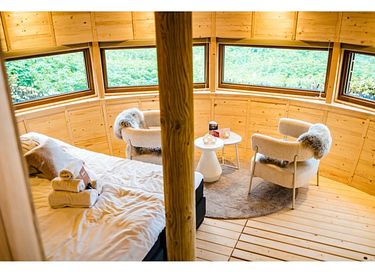 Unique accommodation with built-in jacuzzi - 13