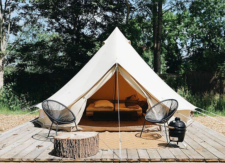 Sfeervol ingerichte Bell Tent in Friesland - 1