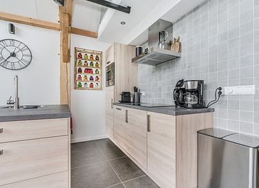 Ferme de luxe au toit de chaume à la campagne - 9