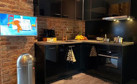 Overnachten in een luxe kerktoren vol kunst - 4