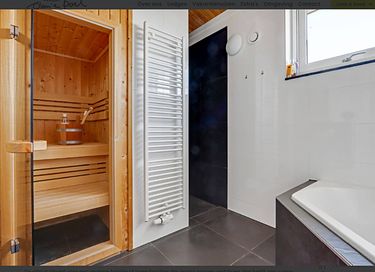Family villa with wellness on the Sneekermeer - 19