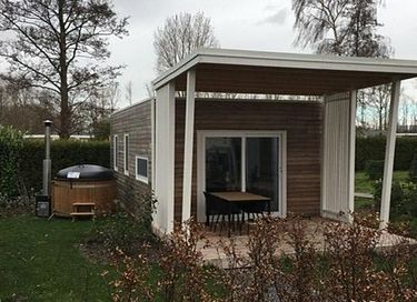 Cozy accommodation near the water (4p)