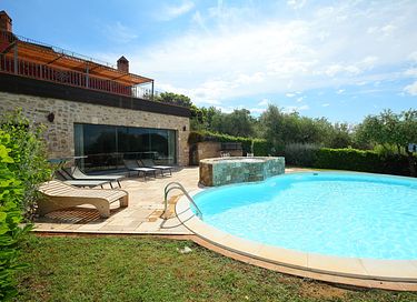 Grote villa met prachtig uitzicht - 18