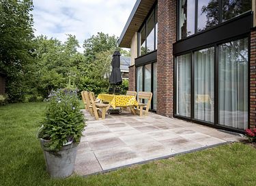 Rummelig og luksuriøs villa tæt på havet - 3