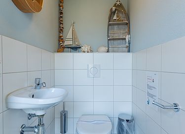 Holiday home among the dunes of Zeeland - 13