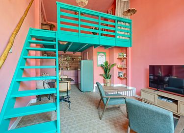 Farbenfrohes Loft mit Palmen in Breda - 6
