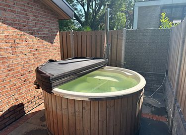 Ferienwohnung mit Whirlpool und eingezäunter Terrasse - 2
