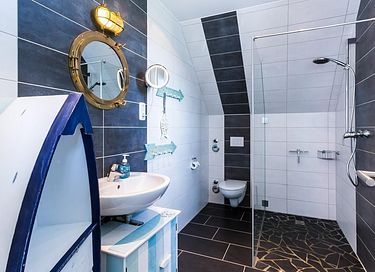 5-persoons vakantiehuis aan het water  - 9