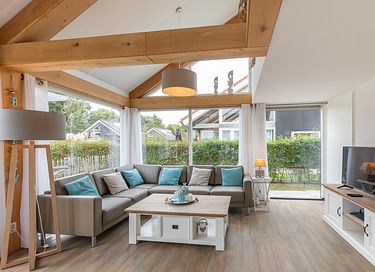 Dog-friendly family home near the sea - 5