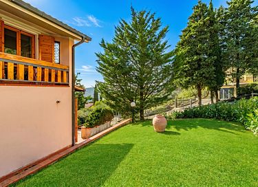 Green holiday home with terrace and views - 34