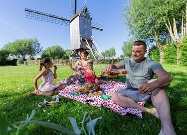 Ruime groepsaccommodatie (10p) in het groen - 23