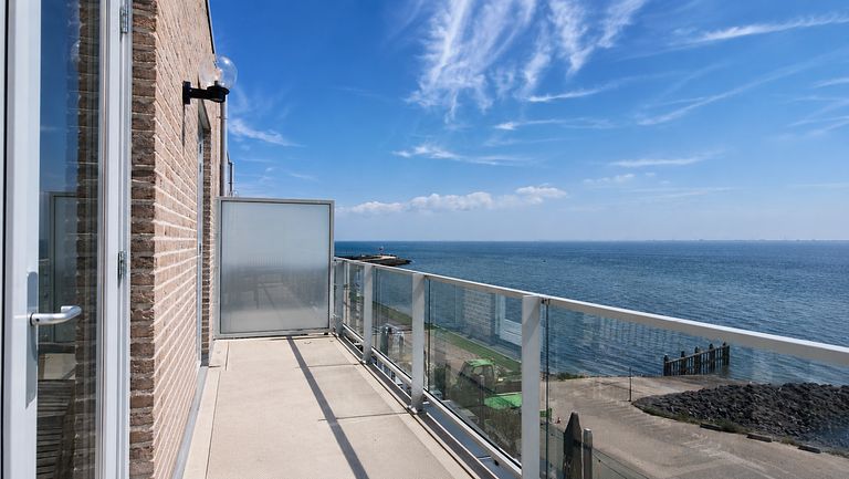 Ruim design-appartement aan het water - 1