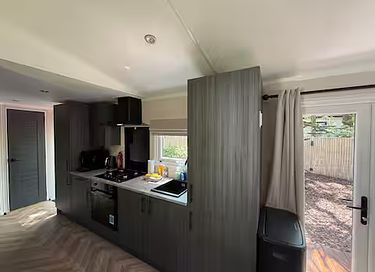 Modern chalet with a private hot tub - 11
