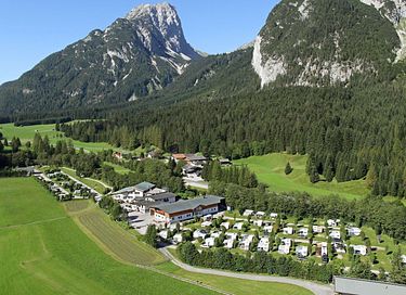 Grand chalet dans les Alpes autrichiennes - 12