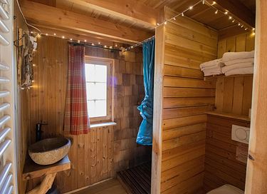 Unique forest cabin with hot tub - 7