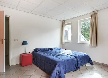 Hébergement spacieux en groupe dans un parc - 8