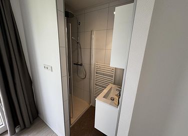 Logement de vacances moderne avec terrasse et vues - 13