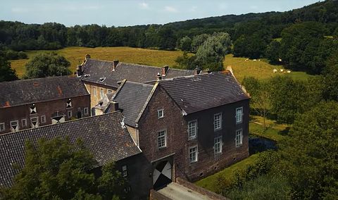B&B in beautiful Limburg castle - 5