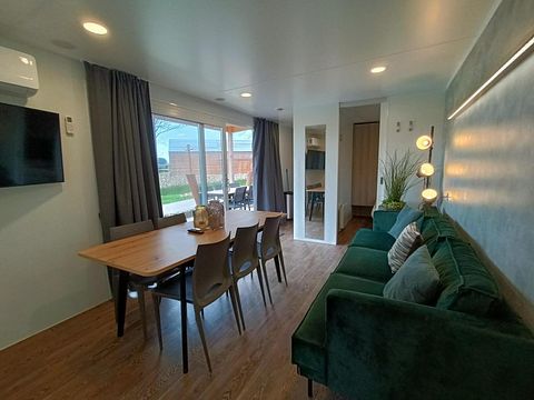 Tiny House met terras in een mooie omgeving - 4