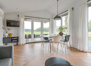 PAvillo de luxe pour 4 personnes ac sauna - 9