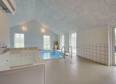 Casa de vacaciones con piscina y wellness - 2