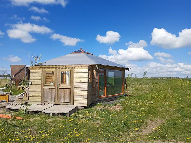 Sleeping under the stars in the polder - 1
